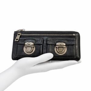 Marc Jacobs Black Leather Zip Around Wallet with Front Pocket Hardware
